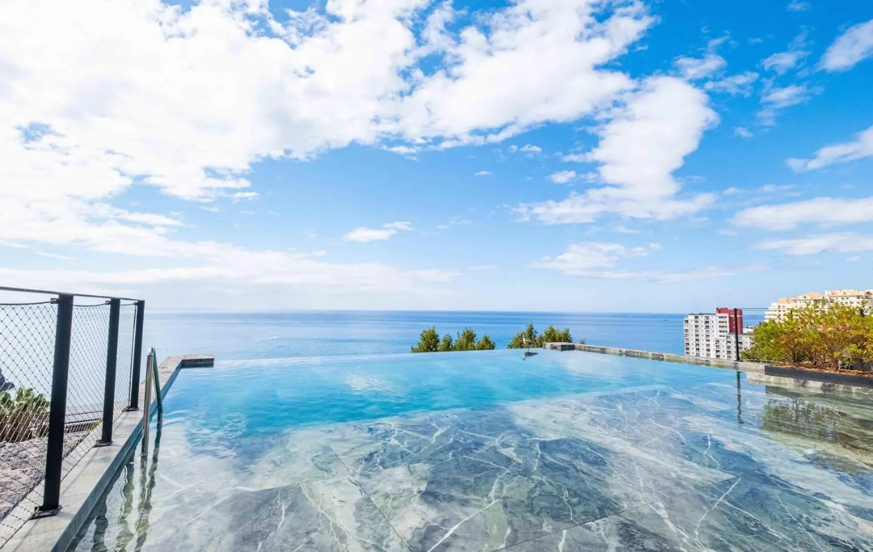 Savoy Monumentalis Your Home In Madeira Island location